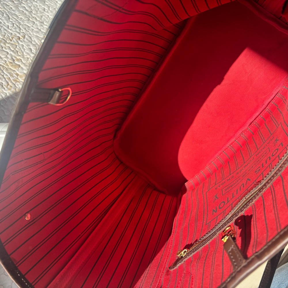 Louis Vuitton Damier Ebene MM Tote with Red Interior - Picture 7 of 14